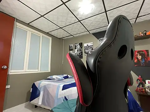 Snapshot of marcel_crawford96 chatting on February 7, 1:04 pm marcel crawford96 online show from February 7, 1:04 pm