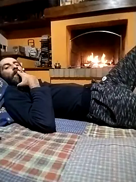 Snapshot of HastLuster chatting on November 16, 10:15 pm HastLuster online show from November 16, 10:15 pm