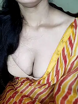 Snapshot of Fair-magic-woman chatting on September 17, 6:20 pm Fair-magic-woman online show from September 17, 6:20 pm