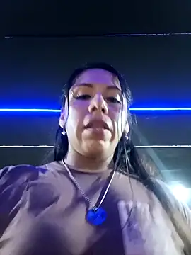 Snapshot of Karenn12 chatting on March 3, 3:23 am Karenn12 online show from March 3, 3:23 am