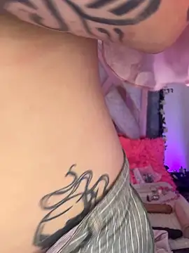 sarawiliamx online show from April 3, 4:10 am