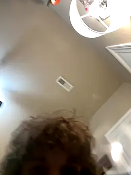 Snapshot of Ohodges chatting on October 15, 3:39 am Ohodges online show from October 15, 3:39 am