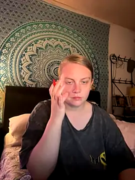 Snapshot of Vixen_Mistress_Ali chatting on October 7, 7:33 pm Vixen Mistress Ali online show from October 7, 7:33 pm