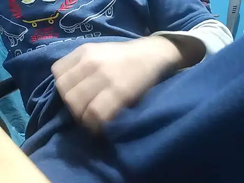 SALLY OMAR  online show from March 31, 9:59 pm