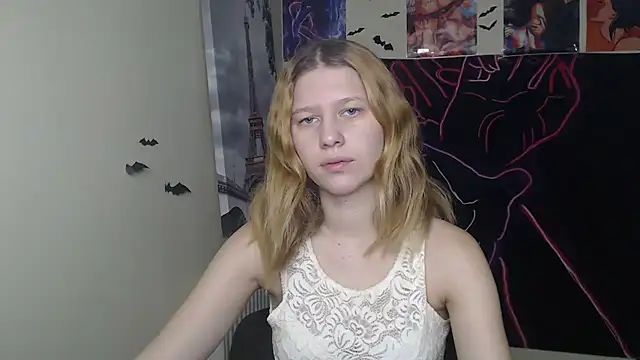 StellaCRL online show from November 25, 7:19 am