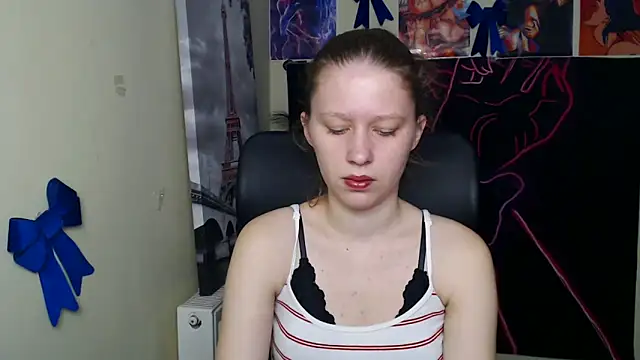 StellaCRL online show from April 7, 12:16 pm