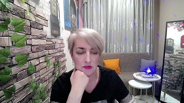 Hot Girl87 online show from January 20, 4:01 pm