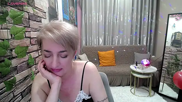 Hot Girl87 online show from February 10, 12:41 am