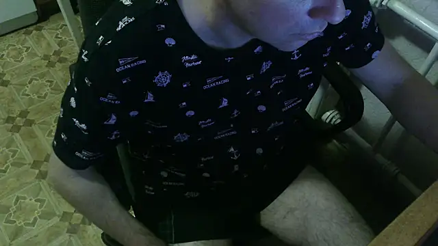 Snapshot of AlDON59 chatting on February 10, 6:56 pm AlDON59 online show from February 10, 6:56 pm