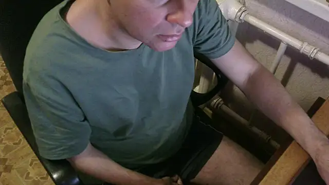 Snapshot of AlDON59 chatting on February 27, 6:53 pm AlDON59 online show from February 27, 6:53 pm