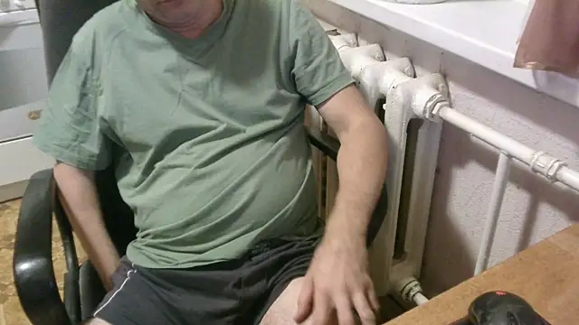 Snapshot of AlDON59 chatting on October 9, 5:44 pm AlDON59 online show from October 9, 5:44 pm