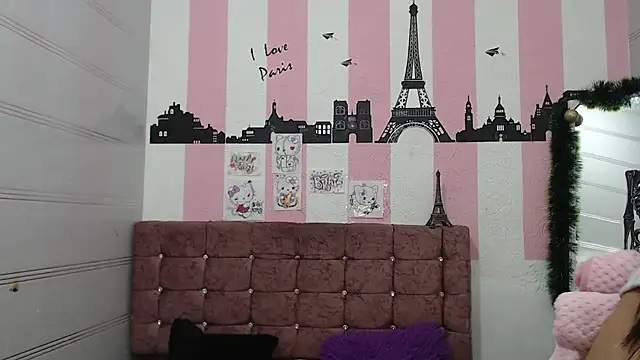 Snapshot of sara_caplerx chatting on September 15, 3:45 pm sara caplerx online show from September 15, 3:45 pm