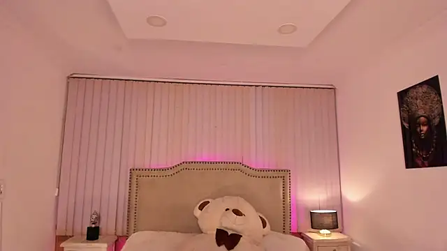 Snapshot of Valentina_Se chatting on January 23, 9:39 am Valentina Se online show from January 23, 9:39 am