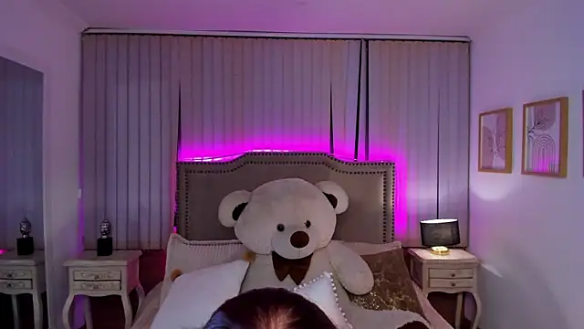 Snapshot of Valentina_Se chatting on January 31, 3:52 am Valentina Se online show from January 31, 3:52 am