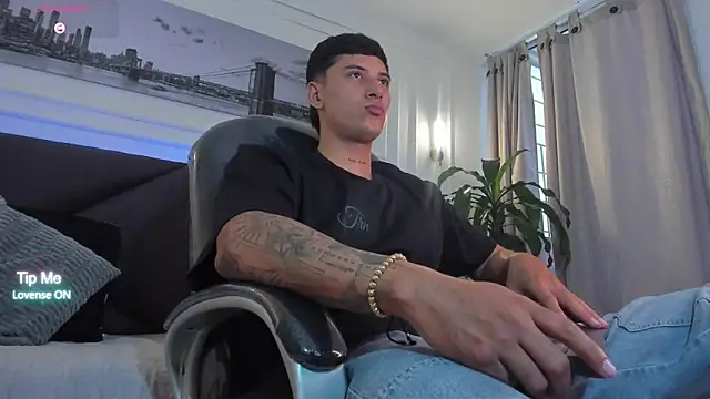 Damian23   online show from March 1, 8:22 pm