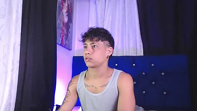 Sexys Boys Hot1 online show from February 21, 1:34 pm