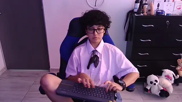 thomascooper7 online show from February 23, 7:22 pm