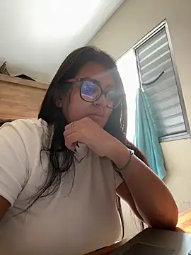 Snapshot of isa_ofc2024 chatting on January 13, 2:11 pm isa ofc2024 online show from January 13, 2:11 pm