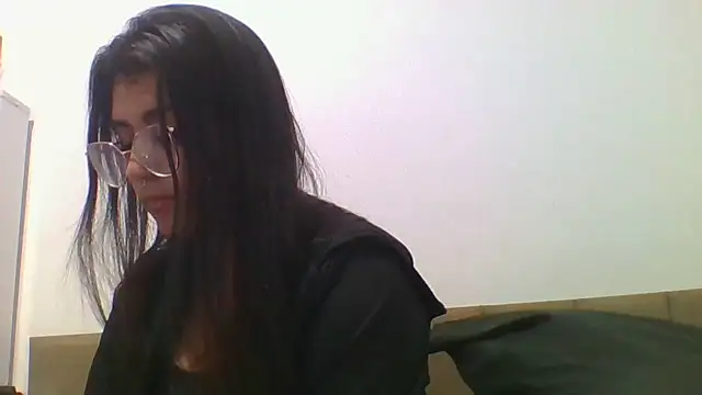 Snapshot of isa_ofc2024 chatting on May 20, 4:46 pm isa ofc2024 online show from May 20, 4:46 pm