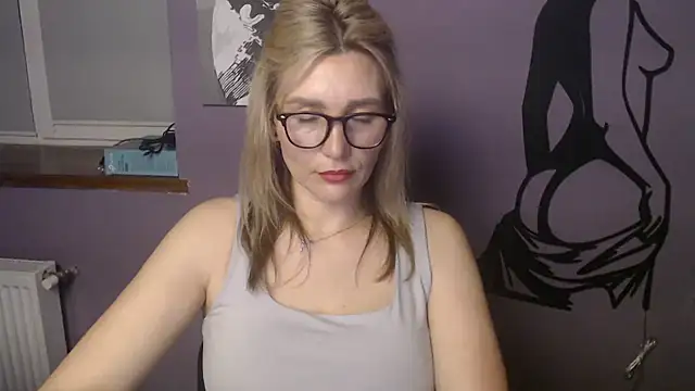 Snapshot of _sexy_lady chatting on May 23, 11:58 am sexy lady online show from May 23, 11:58 am