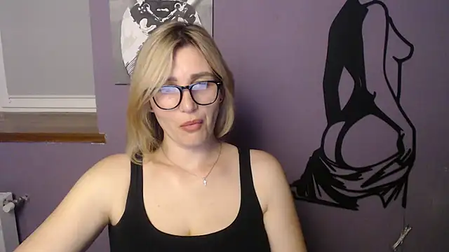 Snapshot of _sexy_lady chatting on June 17, 1:56 pm sexy lady online show from June 17, 1:56 pm