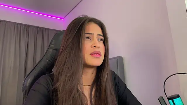 Snapshot of dereckbrownn chatting on March 22, 10:59 pm dereckbrownn online show from March 22, 10:59 pm