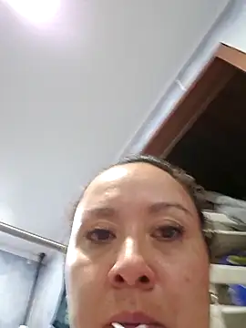 Snapshot of RenataSexy_ chatting on March 12, 1:12 am RenataSexy online show from March 12, 1:12 am