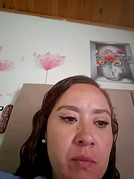 Snapshot of RenataSexy_ chatting on March 17, 5:27 pm RenataSexy online show from March 17, 5:27 pm