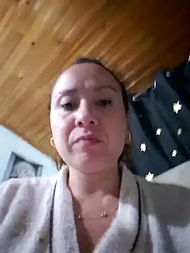 Snapshot of RenataSexy_ chatting on May 5, 2:08 am RenataSexy online show from May 5, 2:08 am