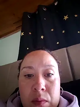 Snapshot of RenataSexy_ chatting on May 15, 4:25 pm RenataSexy online show from May 15, 4:25 pm