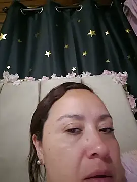 Snapshot of RenataSexy_ chatting on August 8, 12:35 am RenataSexy online show from August 8, 12:35 am