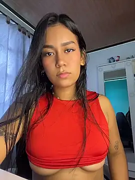 Snapshot of ALANAH_KITTY chatting on June 17, 7:48 pm ALANAH KITTY online show from June 17, 7:48 pm