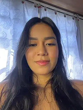 Snapshot of ALANAH_KITTY chatting on July 24, 2:48 pm ALANAH KITTY online show from July 24, 2:48 pm