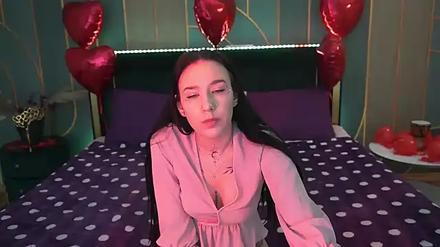 Snapshot of NikkiGoldSide chatting on February 18, 5:10 pm NikkiGoldSide online show from February 18, 5:10 pm
