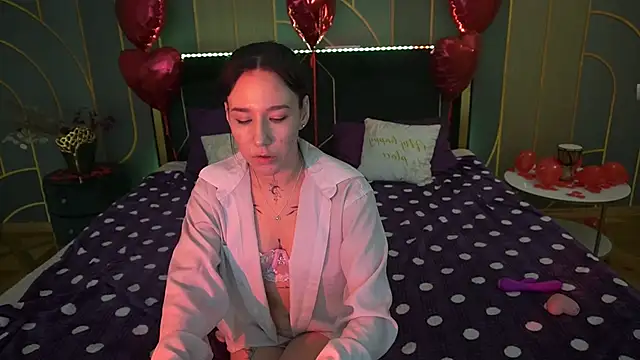 Snapshot of NikkiGoldSide chatting on February 19, 11:14 pm NikkiGoldSide online show from February 19, 11:14 pm