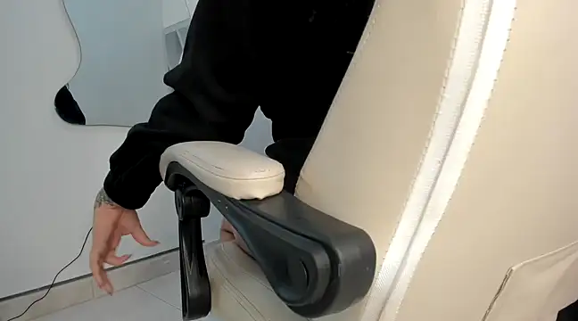 Snapshot of Sofia-candyht chatting on January 15, 12:19 am Sofia-candyht online show from January 15, 12:19 am