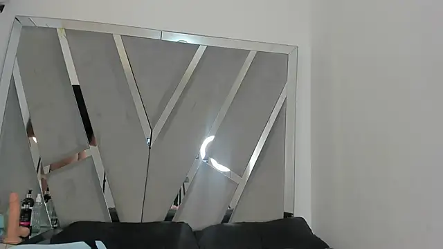 Snapshot of Sofia-candyht chatting on February 24, 9:20 pm Sofia-candyht online show from February 24, 9:20 pm