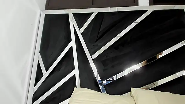 Snapshot of Sofia-candyht chatting on March 6, 8:59 pm Sofia-candyht online show from March 6, 8:59 pm