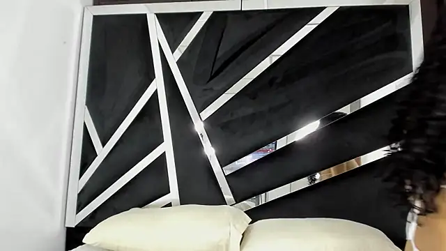 Snapshot of Sofia-candyht chatting on March 7, 9:17 pm Sofia-candyht online show from March 7, 9:17 pm