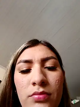 Snapshot of GIRL_DONCELLA chatting on October 16, 7:37 pm GIRL DONCELLA online show from October 16, 7:37 pm