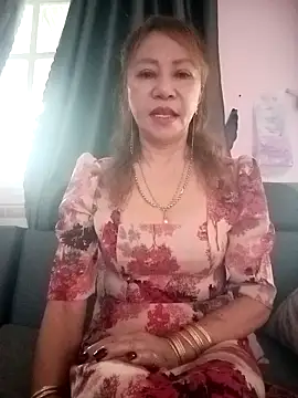Snapshot of Baby-sexysweet69 chatting on October 30, 1:07 am Baby-sexysweet69 online show from October 30, 1:07 am
