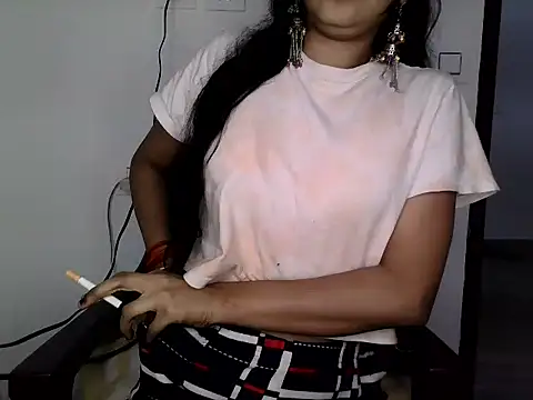 Snapshot of MOSAM_ chatting on December 21, 1:21 pm MOSAM online show from December 21, 1:21 pm