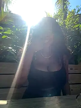 miamiworld online show from December 21, 5:42 pm