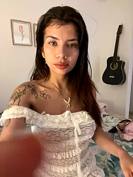 Snapshot of adop_me__ chatting on September 26, 9:52 pm adop me   online show from September 26, 9:52 pm