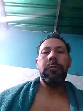 Snapshot of p_enrike chatting on September 18, 11:12 am p enrike online show from September 18, 11:12 am