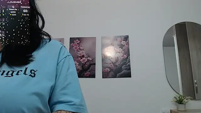 lily f00x online show from February 19, 12:34 pm