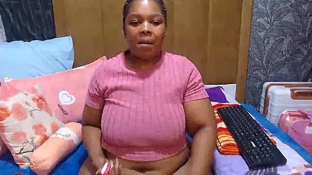 BigbootyNickyx online show from April 12, 7:52 pm