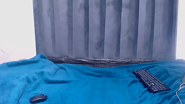 Snapshot of BigbootyNickyx chatting on July 16, 9:43 pm BigbootyNickyx online show from July 16, 9:43 pm