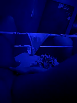 mismmia online show from October 20, 5:30 am