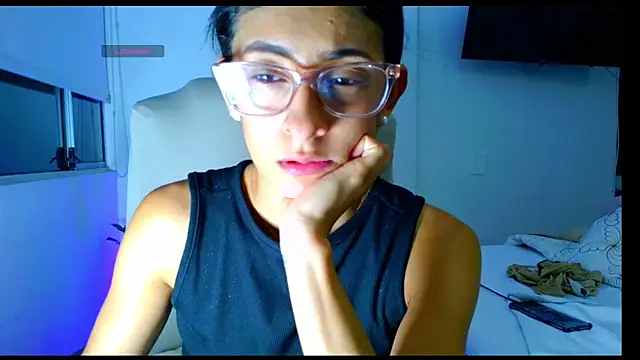 Snapshot of thedianakaro chatting on July 26, 3:25 am thedianakaro online show from July 26, 3:25 am